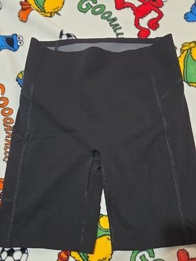 Spanx Biker Shorts Sz Small